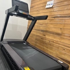 プロ仕様ランニングマシーン　トレッドミル　今年6月60万購入の画像