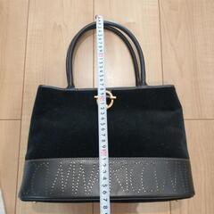 NINA RICCI　ハンドバッグの画像