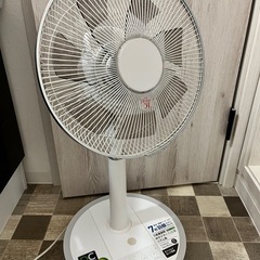 2020年製　山善　DCモーター扇風機の画像