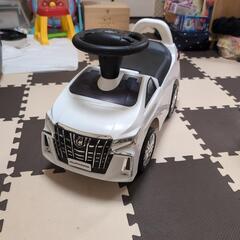 子供用玩具足こぎ車（ALPHARD）