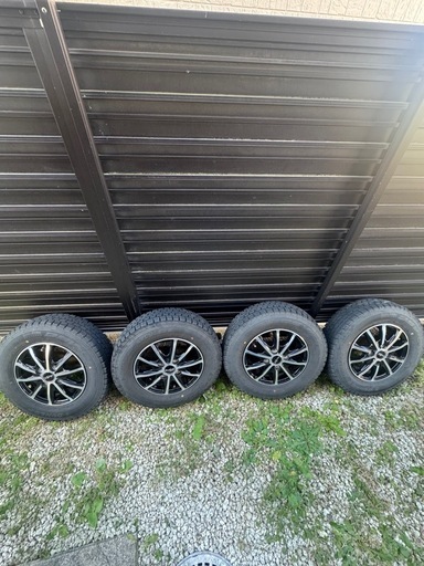 ピクシスバン　ハイゼット　アルミ　スタッドレスタイヤ