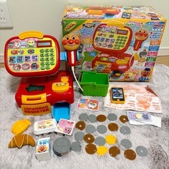 おさつスイスイ！セルフでピピッ♪アンパンマンレジスター