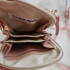 リピーター様割引【ちいかわ】新品　ちいかわちゃん　大きめスマホショルダー　大容量　ピンクの画像