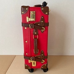 【決まりました】キャリーケース　レトロ　赤の画像