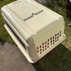 大型犬移動用ケンネルの画像