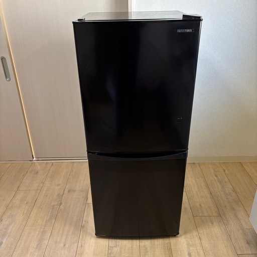 アイリスオーヤマ冷蔵庫142Lブラック