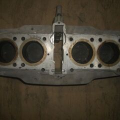 ホンダ　CB750four　シリンダーブロックの画像