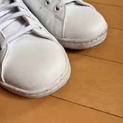 adidas スタンスミス　オーロラ　24.0 レディース靴の画像