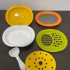 【受け渡し相手決定済み】離乳食グッズ、ベビー用食器、子ども用食器セットの画像