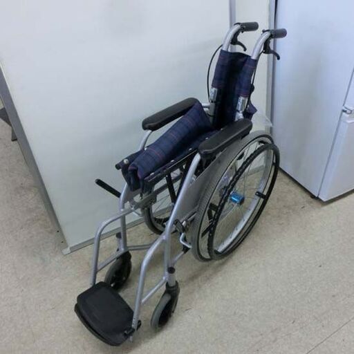 車椅子 自走式 介助ブレーキ付き 車イス 車いす チェック柄 青系 札幌