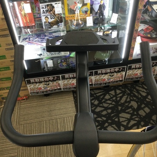 FITBOX フィットネスバイク　FBX-001B＿01   参考価格¥49,800円　フィットネスバイク　低音設計　