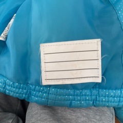 [3着千円] 　キッズコート　1.5-3才　フード付き　　　　の画像