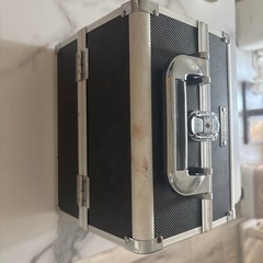 メークボックス