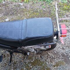 SUZUKI スズキ GN125 32000キロ 自賠責8年11月まで 実動車 整備済 バッテリー.ブレーキワイヤー新品の画像