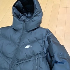 美品　NIKEダウジャンバー　子供Ｓサイズの画像