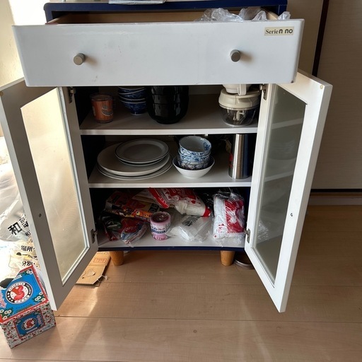 食器棚
