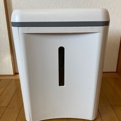 コクヨ製シュレッダーの画像