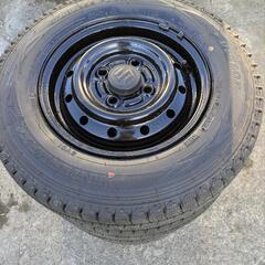145R12 6PR　軽バン貨物用スタッドレスタイヤセット　スズ...