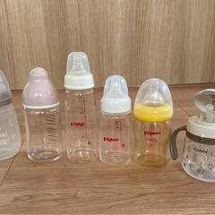 哺乳瓶　ピジョン　コンビの画像