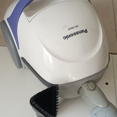 パナソニック掃除機 2015年製 紙パック型の画像