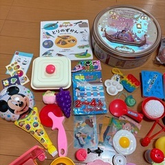 おもちゃ　まとめ売りの画像
