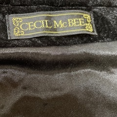 CECIL McBEE ベロアワンピースの画像