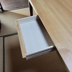 リビングイソザキ ダイニングテーブルの画像