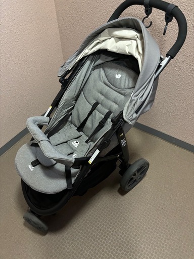 joie ベビーカー　ライトトラックス　グレー　AB型