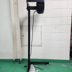 投光器 作動確認済 韓国メーカー スタンド付き/スタンドなしでも可能 引き取り歓迎の画像