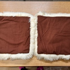 リアルムートン　座布団　2枚セットの画像