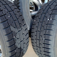 １７インチ　215/55R17 スタッドレスTOYO GIZの画像