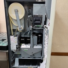 【美品】2024年製新紙幣対応高額紙幣対応券売機BT-L352 NECマグナス】高額紙幣タイプ ボタン式券売機 BT-L352【最大64