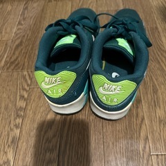 🉐美品NIKE AIR Maxスニーカーの画像