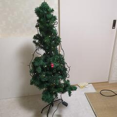 クリスマスツリーの画像
