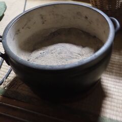 火鉢、銅製か真鍮、49x33x26、灰汁入り火鉢、暖房