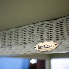 【池上店】  【7万円】　2点セット　展示品　未使用品　美品　ロイドルーム　Lloyd loom the penny wise ロイドルームテーブル No.7118 side table サイドテーブル　テーブル　リビングテーブル　7118 no イギリス　ペニーワイズ　高級　ガーデン　スタイル　クラフトペーパー　テーブル　イス　椅子　セットの画像