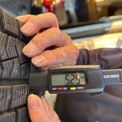 スタッドレスタイヤの画像