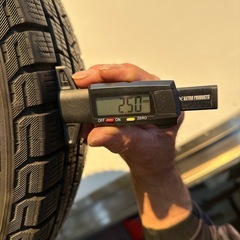 スタッドレスタイヤの画像