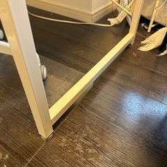 パソコンデスク　テーブル　きれい　白　木造の画像