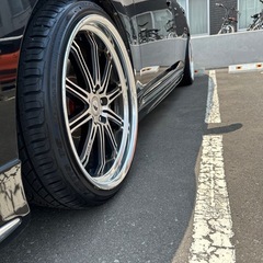 車のパーツ外してほしいです