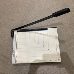 裁断機の画像