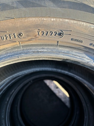 215/60R16スタッドレスタイヤ4本