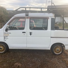 最終値引き❗️デッキバン　AT 2躯　136800キロの画像