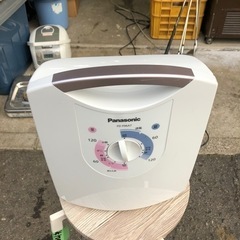 NO：2089 値下げPanasonic布団乾燥機‼️   コンパクト❣️2020年製❣️の画像