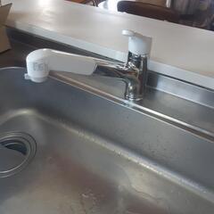 水漏れ修理、蛇口交換、ウォシュレット交換等 − 埼玉県