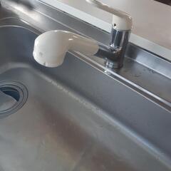 水漏れ修理、蛇口交換、ウォシュレット交換等 - 生活トラブル