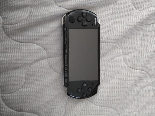 PSP、PS Vita PSP-3000