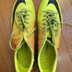 サッカーシューズ？