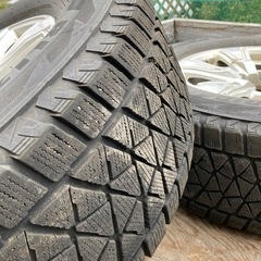 値下げ交渉可能！ランクル、プラド ホイール付きスタッドレス