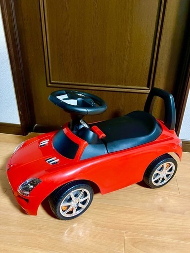 乗用メルセデスベンツ\n